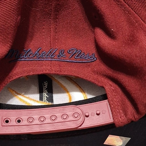Cleveland Cavs Snapback Hat Mitchell & Ness‎ - Picture 6 of 7